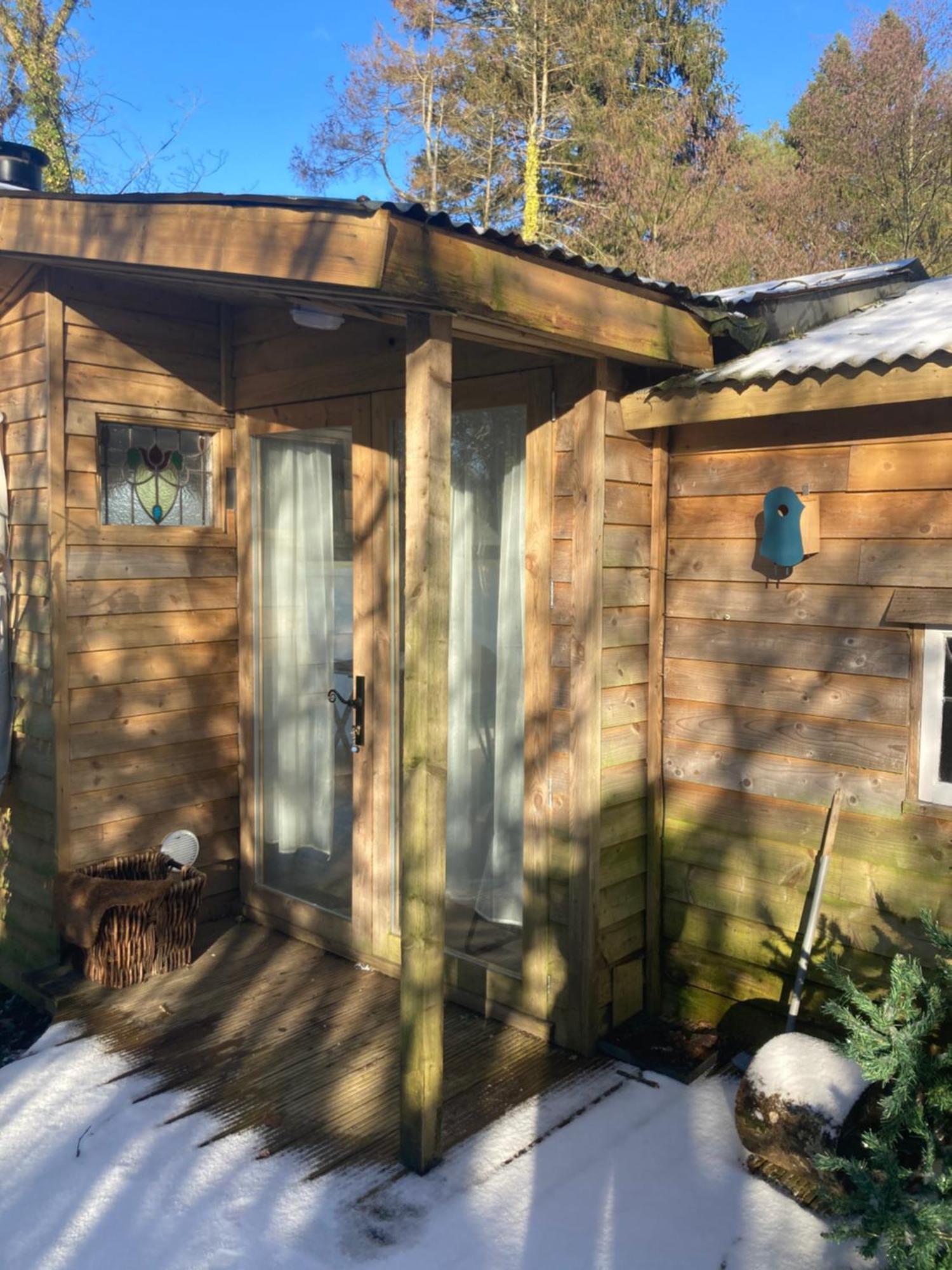 Honey Bee Cabin Llandysul Экстерьер фото